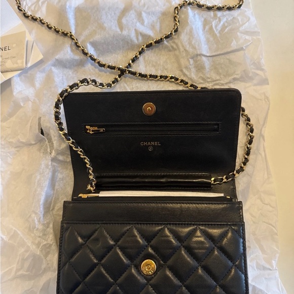 Chanel Wallet on Chain Gold Lambskin Hardware - Picture 3 of 8